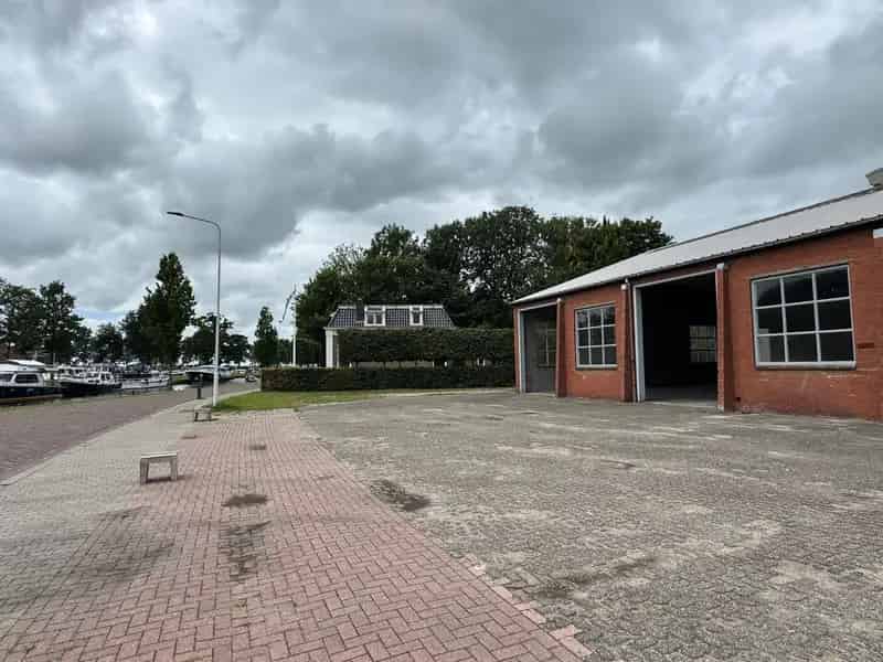 Bedrijfshal Joure 300m2 te Huur Nabij Centrum