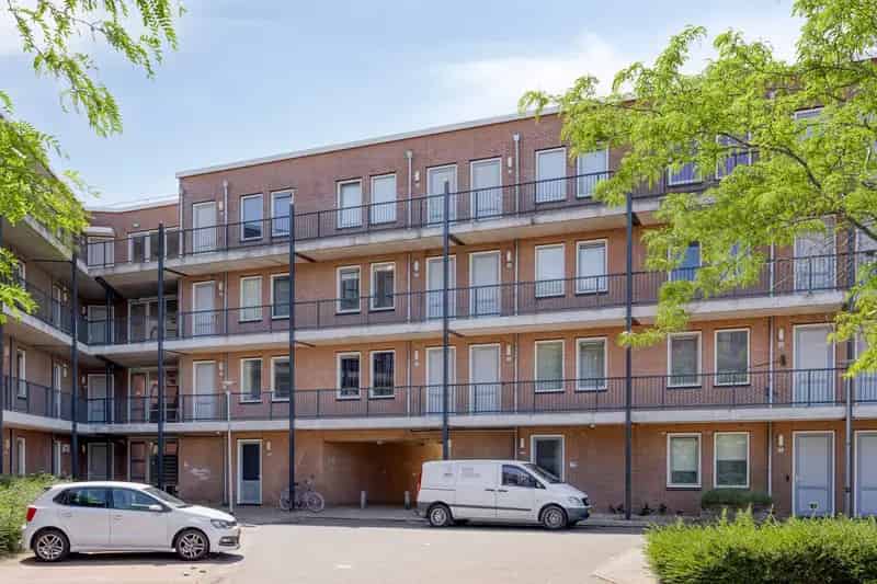 Appartement Almere Poort  Eigen Parkeerplaats Lift Frans Balkon