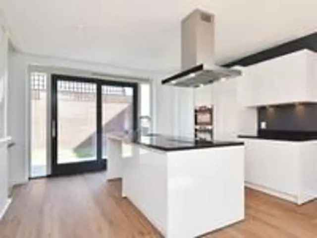 Moderne Maisonnette te Leidschendam 4 slaapkamers 2 badkamers
