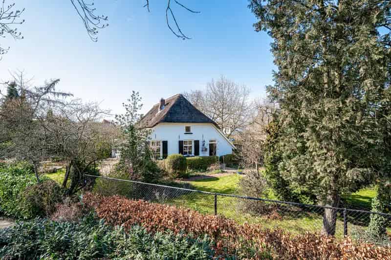 Authentieke Woonboerderij Zevenaar 188m² 1200m² perceel