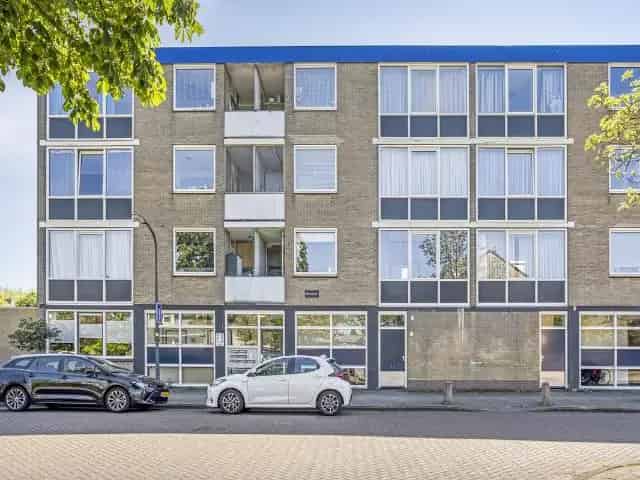 Gerenoveerd Appartement Haarlem Schalkwijk 2 Balkons