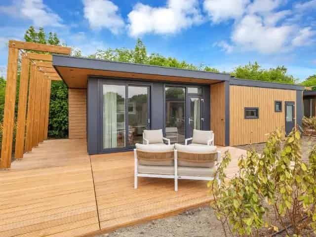 Chalet te Koop Ouddorp:  New Bay 2  - Rust, Ruimte & Strand Nabij