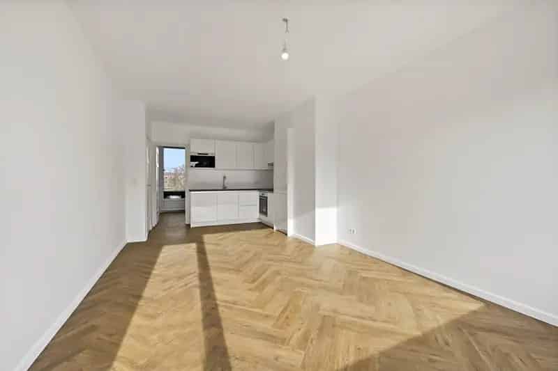 Turnkey Appartement Voorburg 55m2 2 Balkons Modern