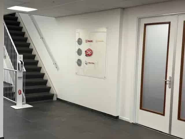 Kantoorruimte te huur Breda - 261m2 - A16 - 10 parkeerplaatsen