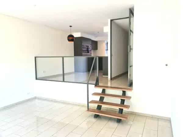 Te Huur: 5-kamer Huis Amsterdam Watergraafsmeer 150m2