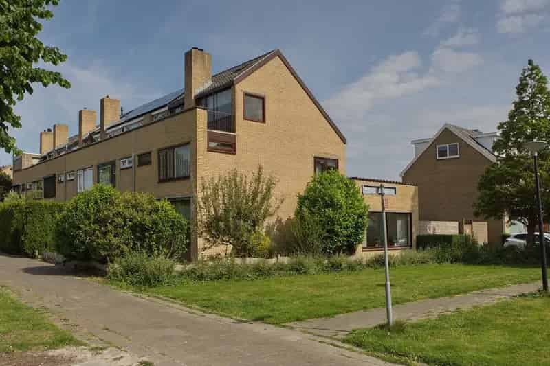 Huis te koop Maassluis 5 kamer woning Vogelwijk