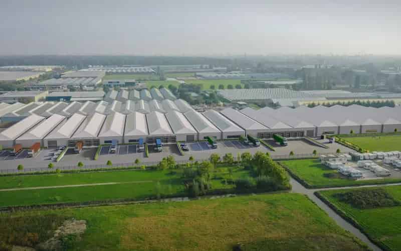 Bedrijfshal Aalsmeer te huur 25020m2 Schiphol Amsterdam
