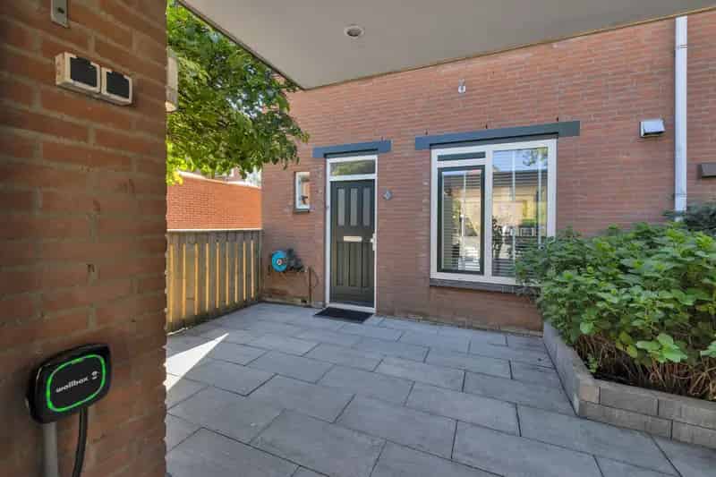 Ruime Eindwoning Almere Haven 4 slaapkamers Moderne Keuken Badkamer