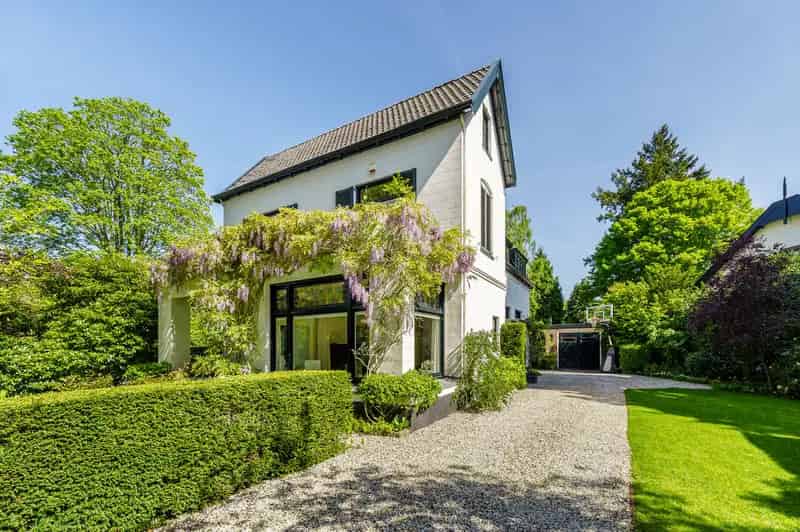 Huis te koop Hilversum Graaf Florislaan: Sfeervolle Villa 1890