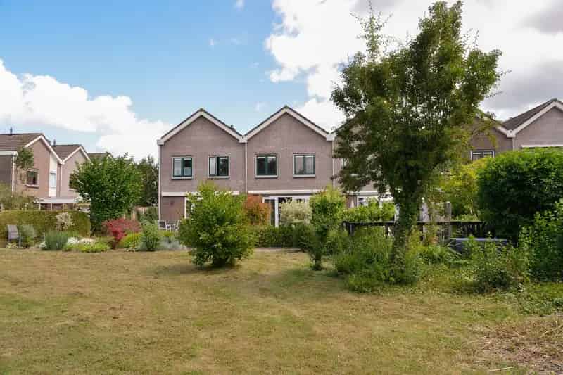 Huis te koop Loenen aan de Vecht 3 slaapkamers tuin parkeerplaats