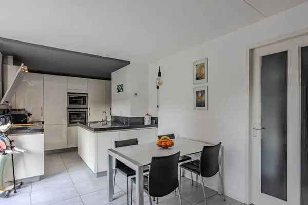 Jaren 30 woning Spijkenisse Centrum Perfect Onderhouden