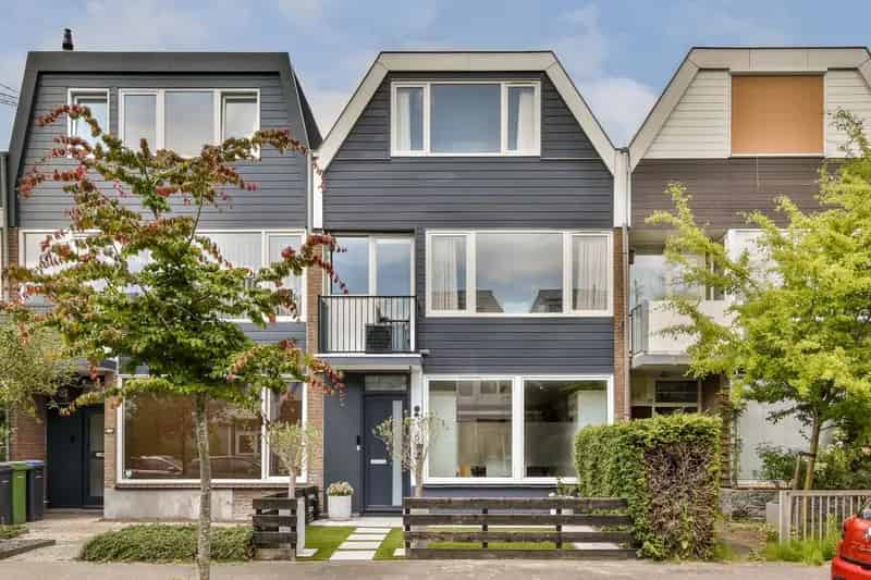 Huis te koop Amstelveen 6 slaapkamers 2 badkamers tuin
