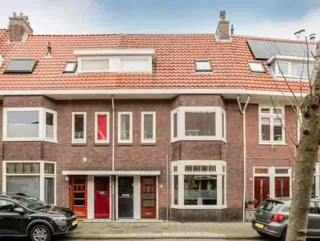 Jaren 30 Benedenwoning Haarlem Planetenwijk