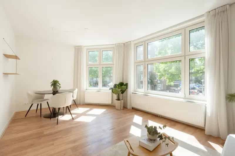 Appartement te koop: Lanseloetstraat 24-1 1055 BG Amsterdam 