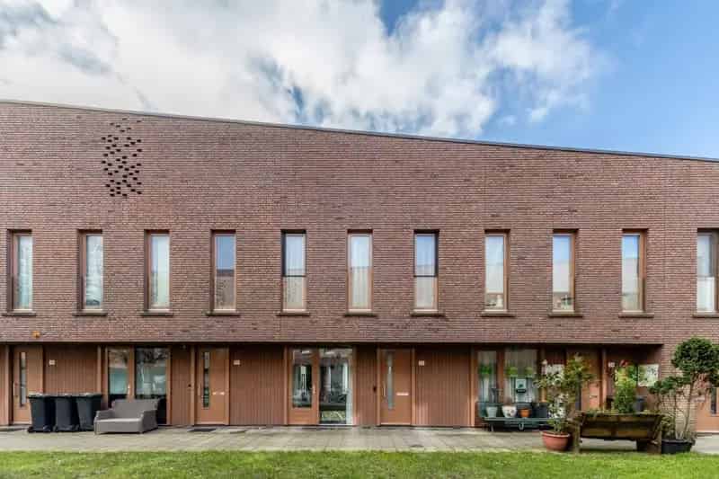 Ruime gezinswoning 5 slaapkamers Zaandam
