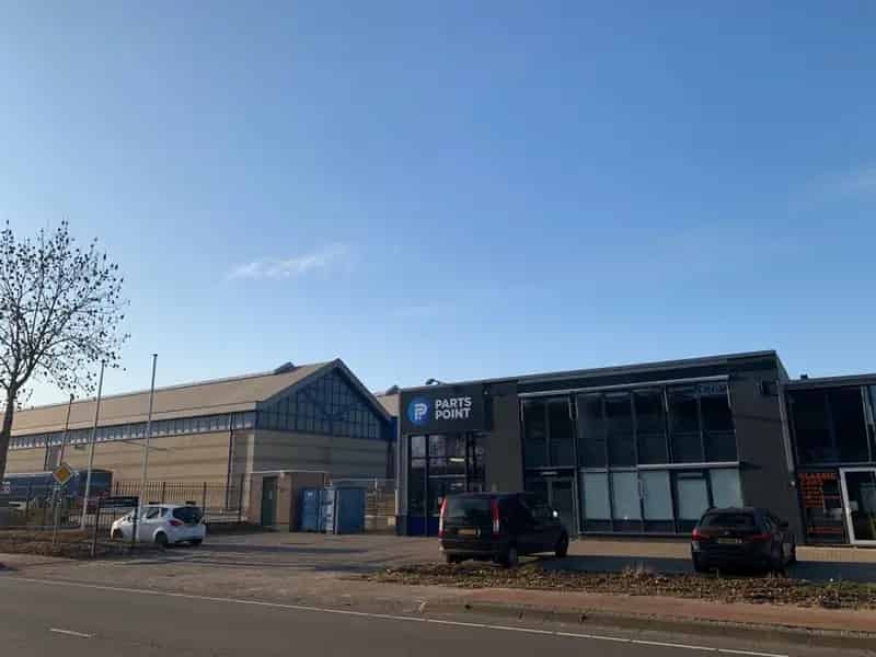 Bedrijfsruimte Valkenswaard 675m2 Magazijn Kantoor