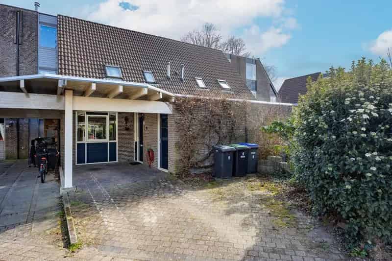 5 Slaapkamers Herenhuis Eendenest Nabij Park Oudegein