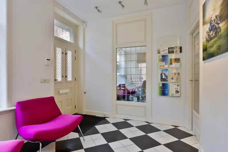 Herenhuis Ginneken 146m2 Bovenwoning Kantoor 87m2 Dakterras Parkeerplaats