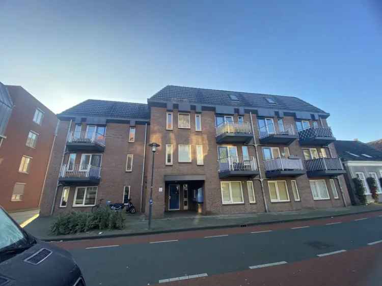 Appartement Te Huur in 292, Grotestraat, Waalwijk, Noord-Brabant