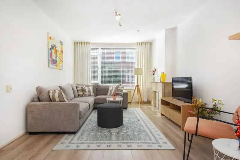 Appartement te koop Den Haag Bezuidenhout 4-kamer 2 slaapkamers balkon