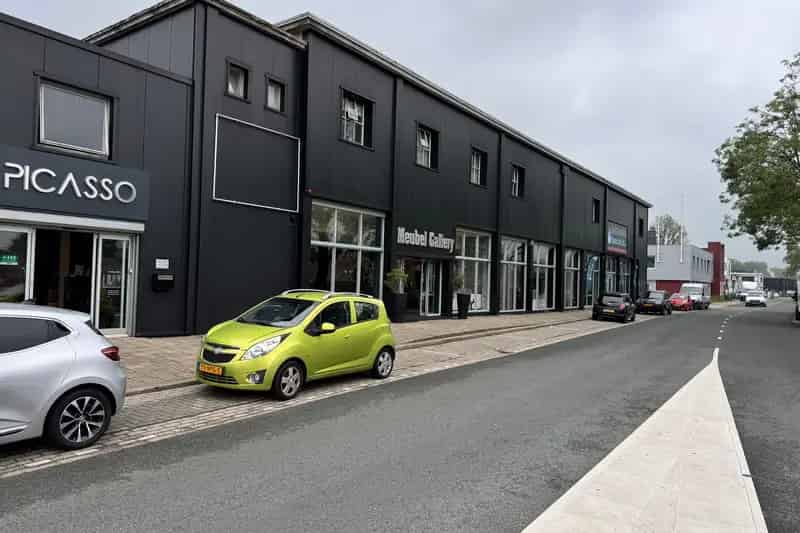 Bedrijfshal Arnhem te Huur 1400m²  't Broek