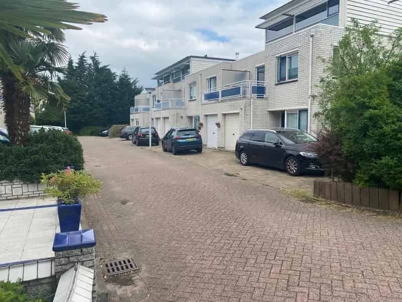 Gerenoveerde Eengezinswoning 4 Slaapkamers Mariahoeve