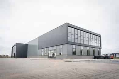 745 m2 Bedrijfsruimte te Huur Kampen Nabij Praxis Melmerpark