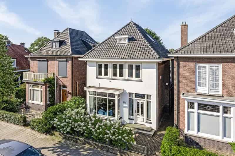 Vrijstaande Stadsvilla Enschede Centrum 168m2 Tuin Veranda Dakterras