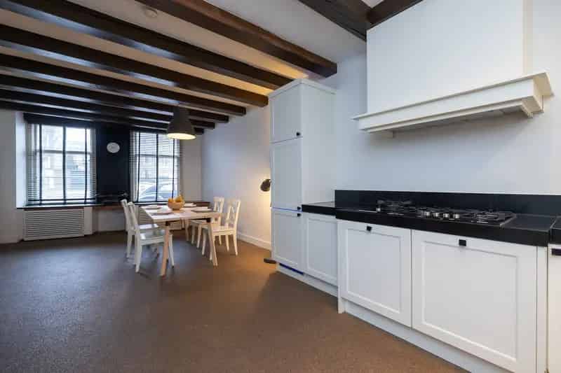 Rijksmonument Schiedam Lange Haven 1830  2 slaapkamers modern