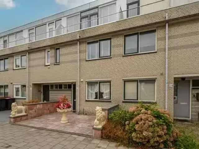 Huis te Koop Den Haag 4 Slaapkamers 130m2