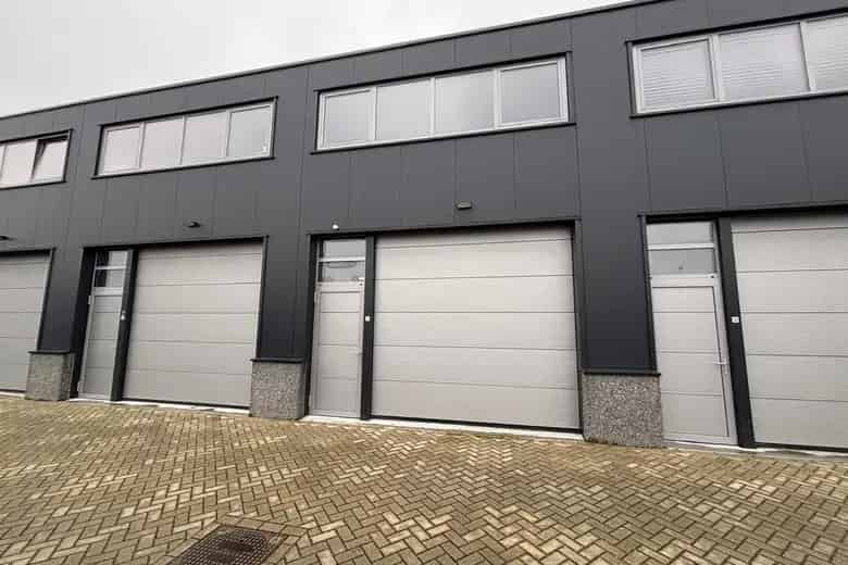 106 m2 Bedrijfsruimte te Koop Den Bosch Rietvelden