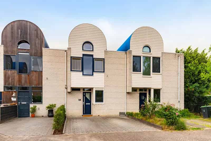 Tussenwoning Westervoort 3 slaapkamers moderne keuken badkamer