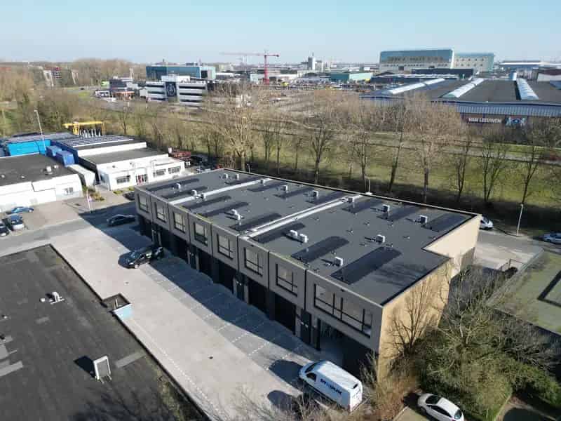 Bedrijfshal te huur Zwijndrecht 110m²