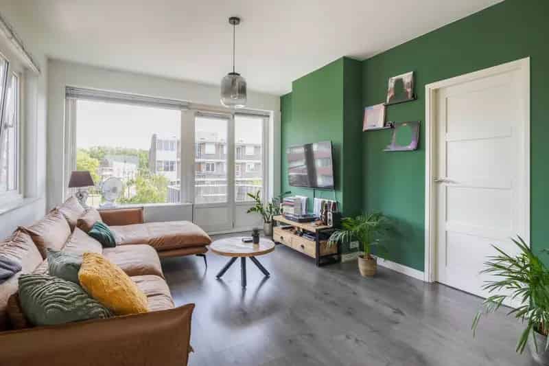 Licht Hoekappartement Vlaardingen Instapklaar 53m²