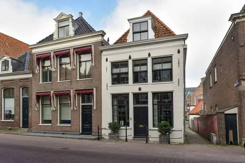 Herenhuis Hoorn Grote Oost: Luxe & Sfeervol  Instapklaar