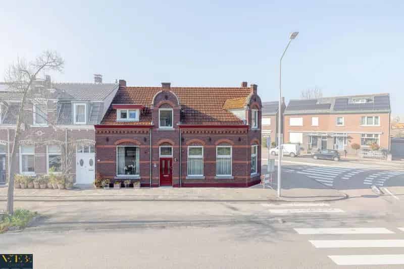Ruime Hoekwoning Blerick 3 Slaapkamers Grote Tuin