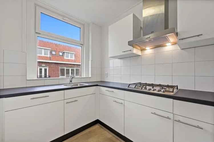 Huis Te Koop in 68B, Bonaventurastraat, Rotterdam, Zuid-Holland