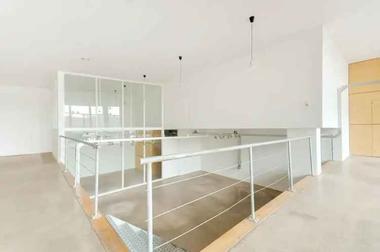 Kantoorruimte Amsterdam Oost 294m2 te huur