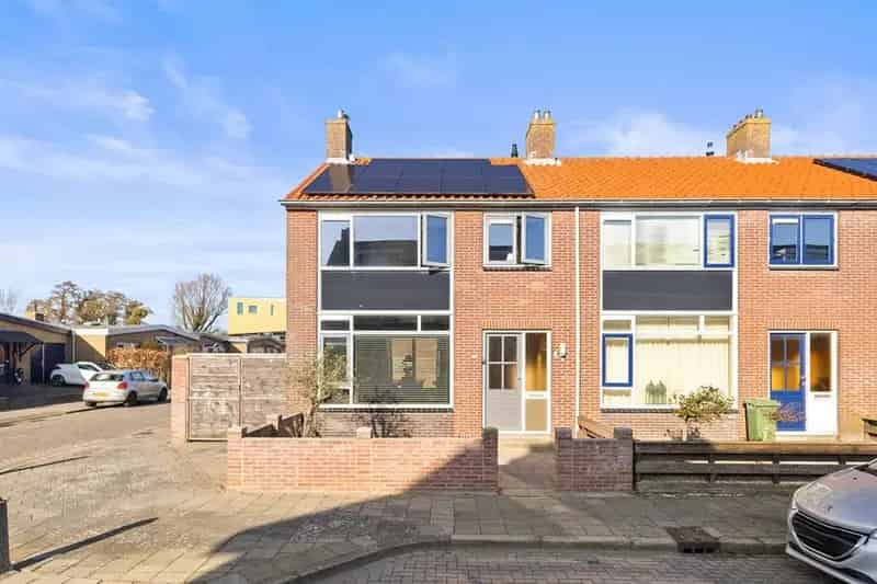 Ruime Hoekwoning 4 slaapkamers Nieuw Den Helder