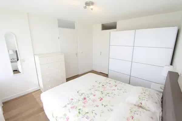 Gemeubileerd 3-kamerappartement Amstelveen Westwijk