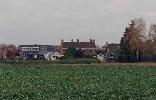 Huis Te Huur in 9, Oeffeltseweg, Beugen, Noord-Brabant