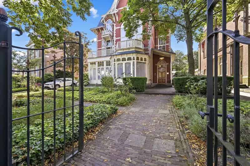 Monumentale Villa Den Haag Van Stolkweg 563m2