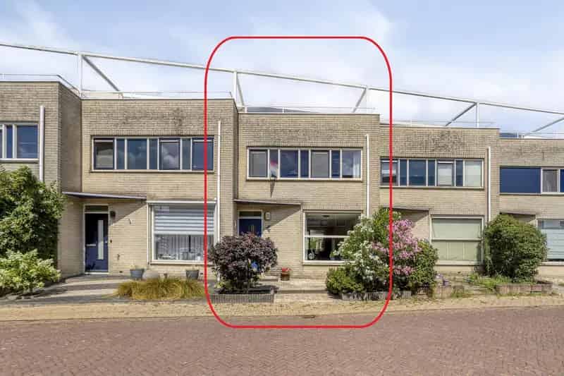 Ruime 4-Slaapkamers Eengezinswoning Goes West