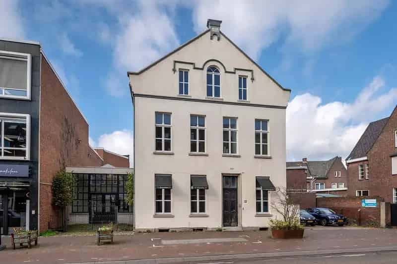 Kantoorruimte Tegelen 264m²