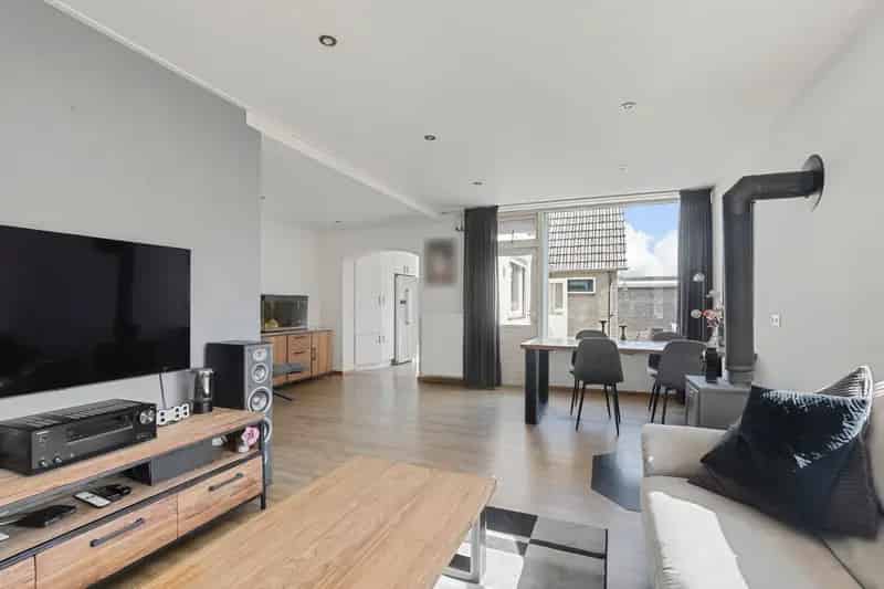 Huis te koop Didam: Ruime hoekwoning met parkzicht