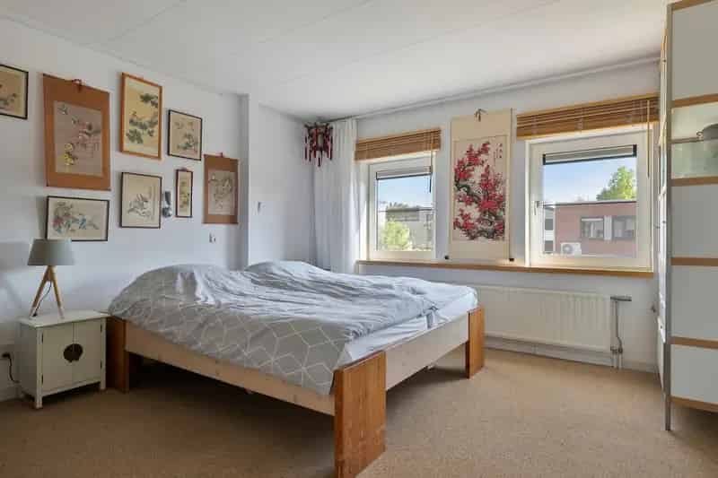 Ruime 5 Slaapkamers 2 Badkamers Roosendaal