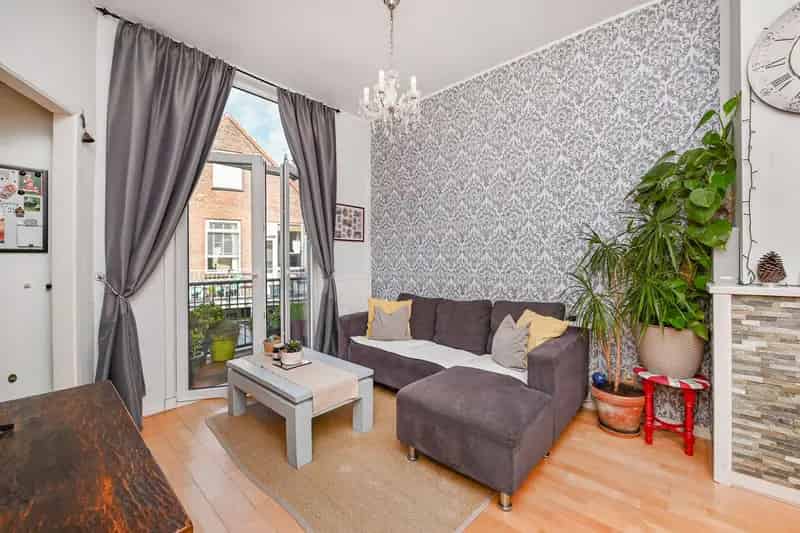 Dubbel Bovenhuis Den Haag 101m2 4 slaapkamers 2 Balkons