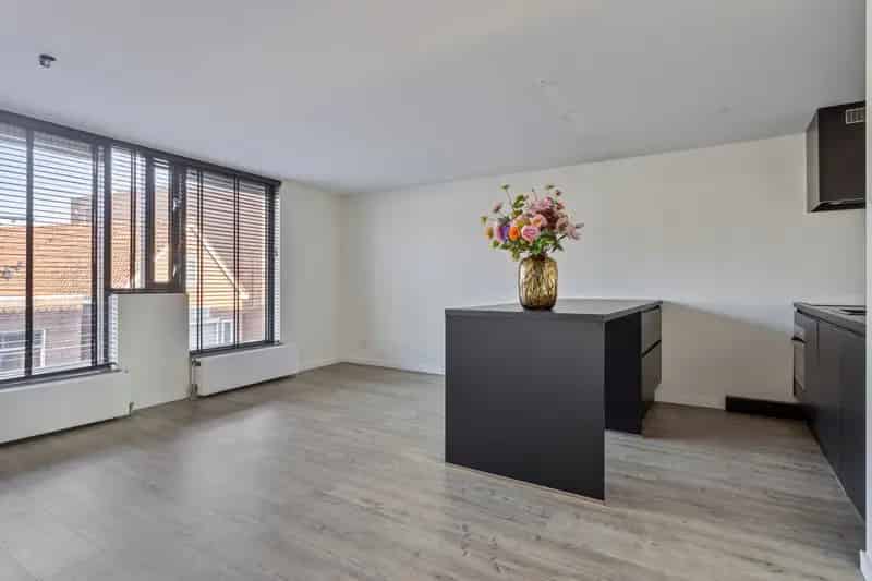 Appartement Beverwijk 3-kamer 61m2 Balkon Berging Instapklaar