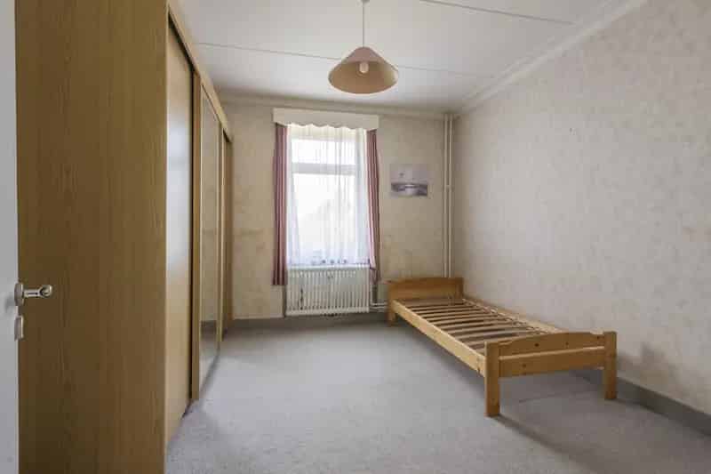 Ruime woning 6 slaapkamers grote tuin Kerkrade