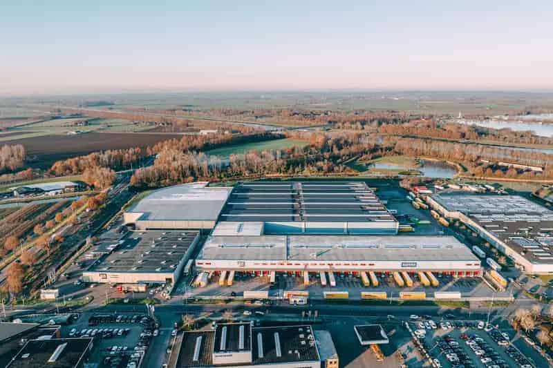 Bedrijfshal Tiel te huur 39468 m2 VVO Logistiek Opslag Productie